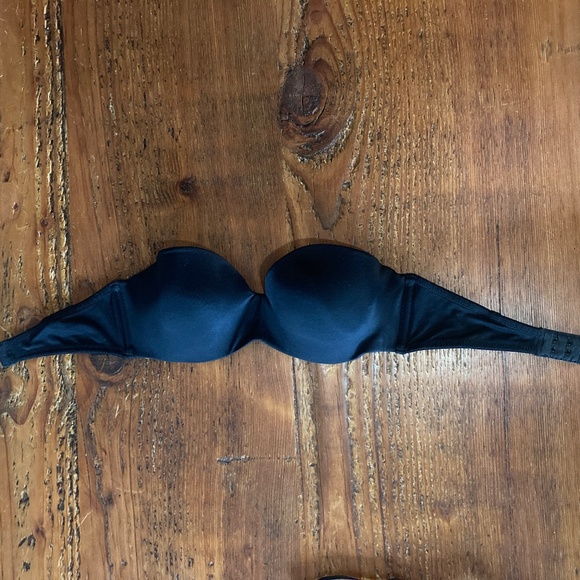 3/$15 Black Strapless Convertible Bra 34B with Underwire - Picture 7 of 10